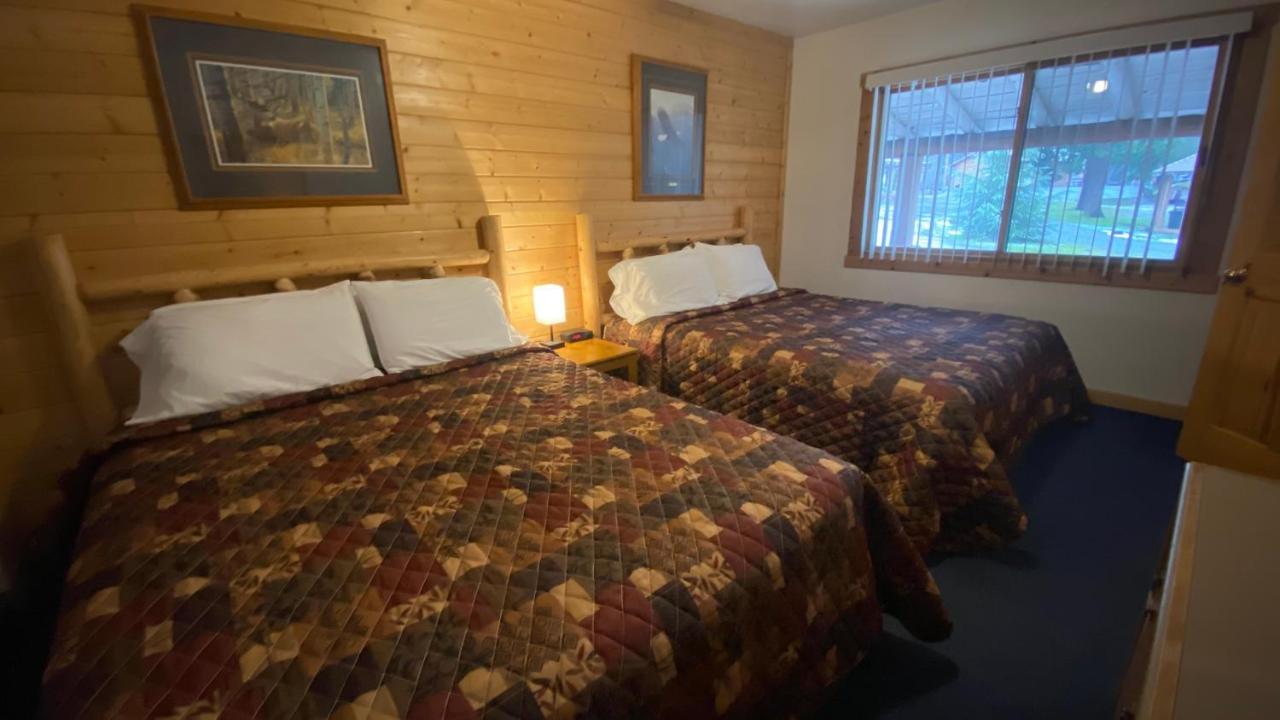 Shasta Lake Fawndale Lodge מראה חיצוני תמונה